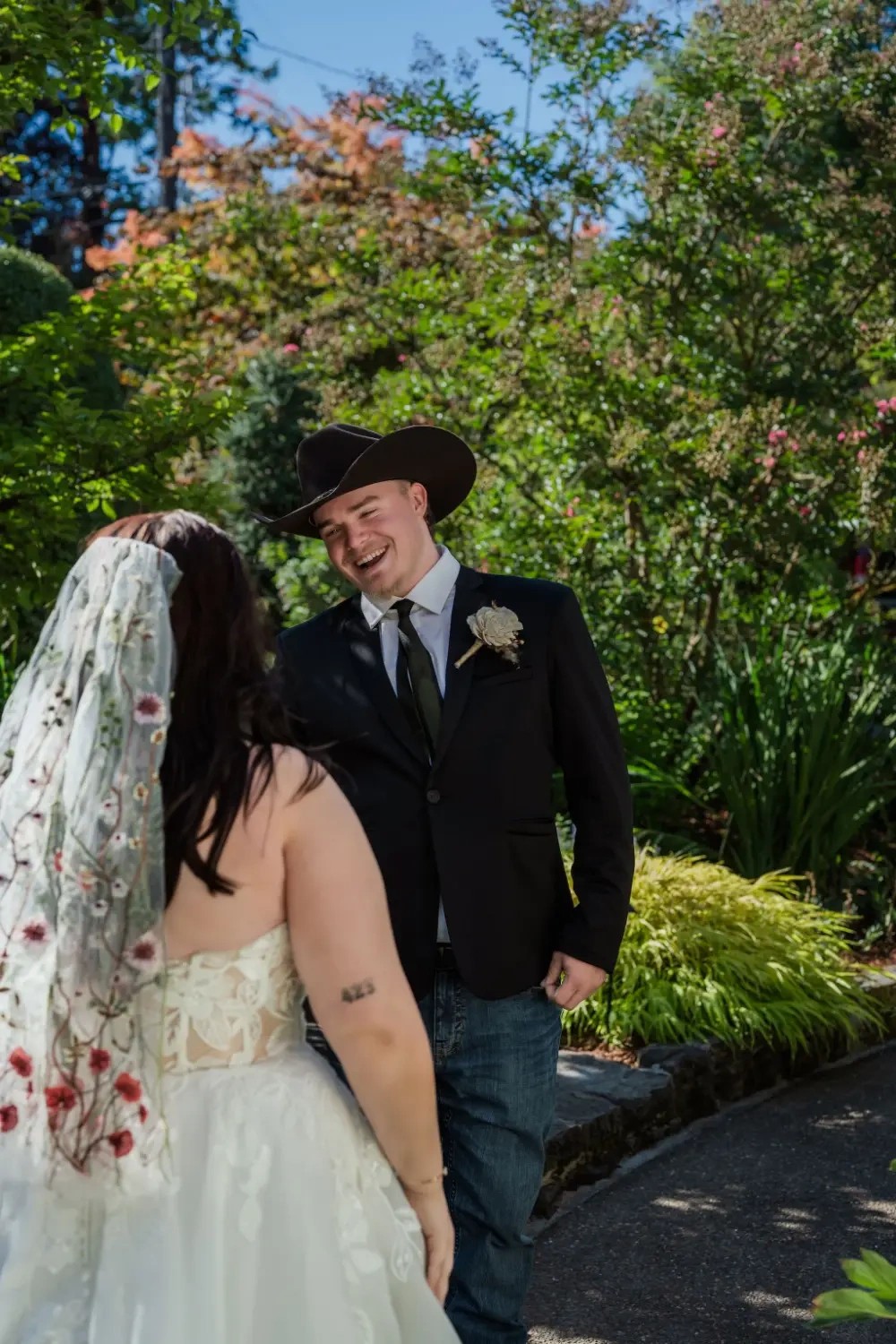 Photo of the real bride and groom in the wood