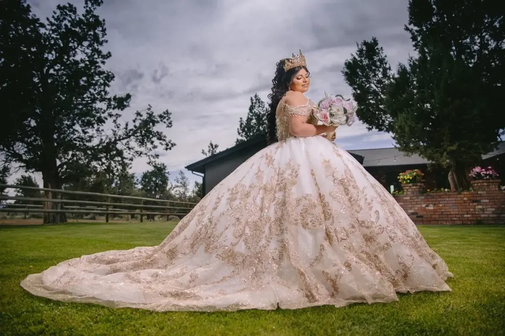 Gallery Image #slidesGrid49