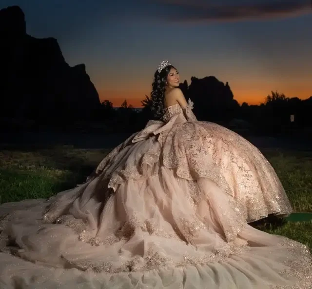 Gallery Image #slidesGrid38