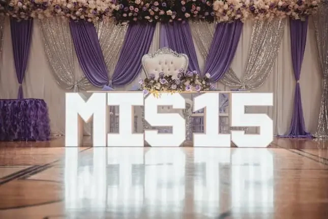 Gallery Image #slidesGrid37