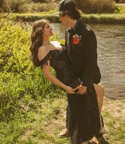 Gallery Image #slidesGrid89